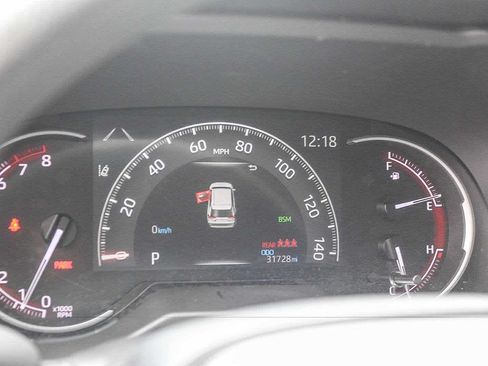 Used 2023 Toyota RAV4 XLE FWD image 30