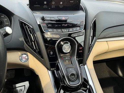 Used 2024 Acura RDX SH-AWD image 11