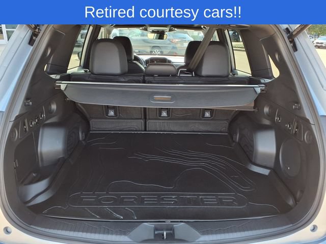 Used 2025 Subaru Forester Limited AWD/4WD image 9