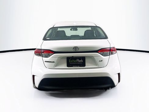 Used 2024 Toyota Corolla LE image 7