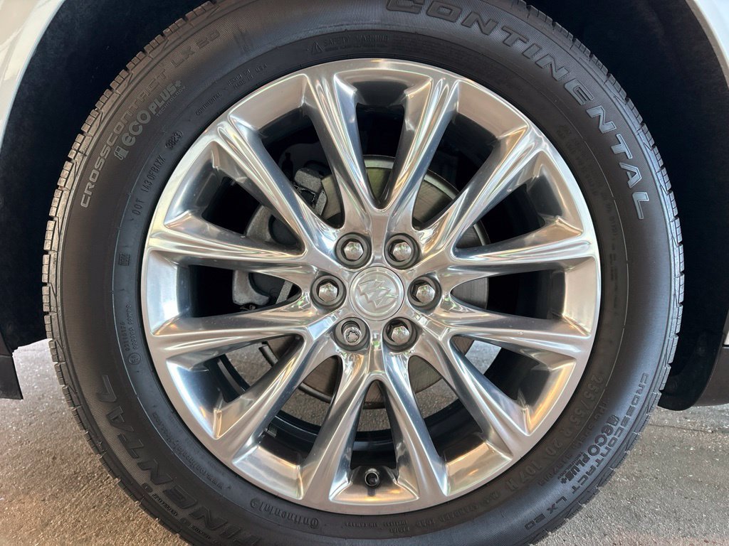 Used 2018 Buick Enclave Premium FWD image 30