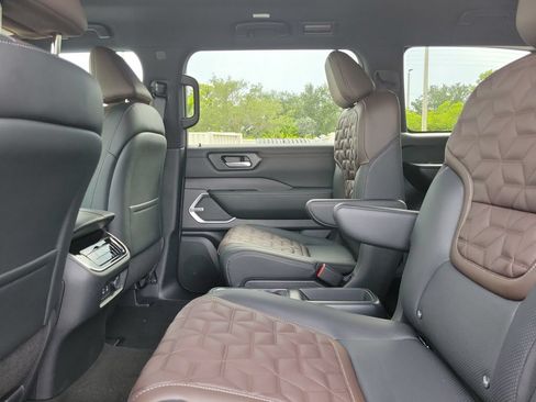 New 2026 Nissan Armada Platinum Reserve AWD/4WD image 17