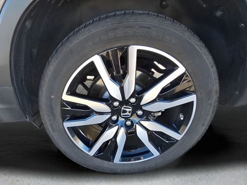 Used 2020 Honda Pilot Elite image 11