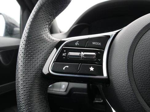 Used 2023 Kia Forte GT-Line w/ GT-Line Technology Package image 21