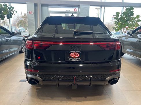 New 2026 Audi RS Q8 performance image 3