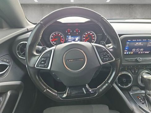 Used 2020 Chevrolet Camaro LT image 21