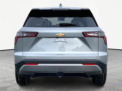 New 2026 Chevrolet Equinox LT image 5