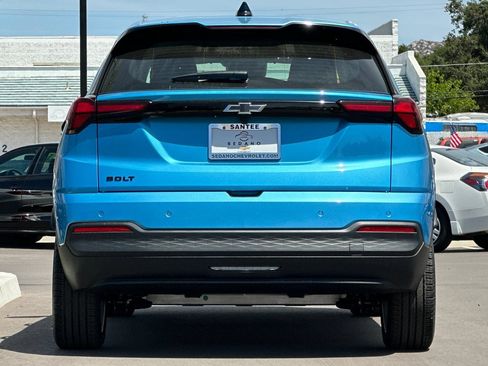New 2027 Chevrolet Bolt LT w/ Comfort Package FWD image 5