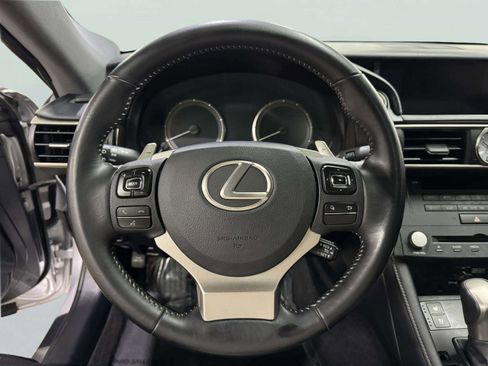 Used 2015 Lexus RC 350 w/ Luxury Package RWD image 22
