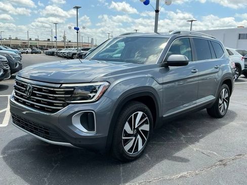 Certified 2025 Volkswagen Atlas SEL AWD/4WD image 7