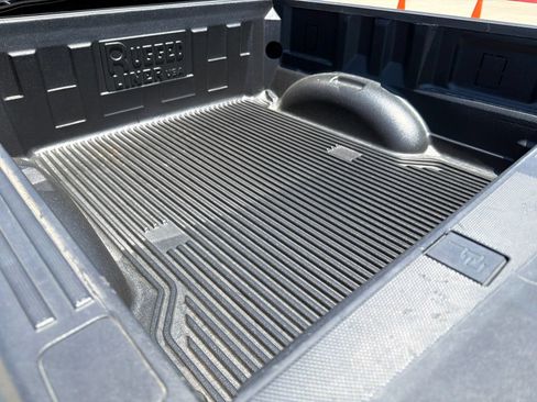 Used 2022 Ford F150 XLT AWD/4WD image 17