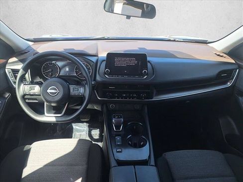 Used 2023 Nissan Rogue SV FWD image 16