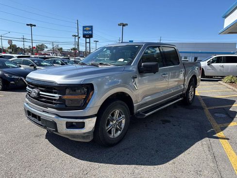 Used 2024 Ford F150 XLT w/ Mobile Office Package image 3