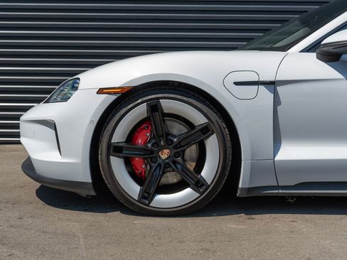Used 2025 Porsche Taycan 4S AWD/4WD image 10