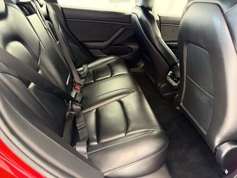 Used 2019 Tesla Model 3 Long Range RWD image 22