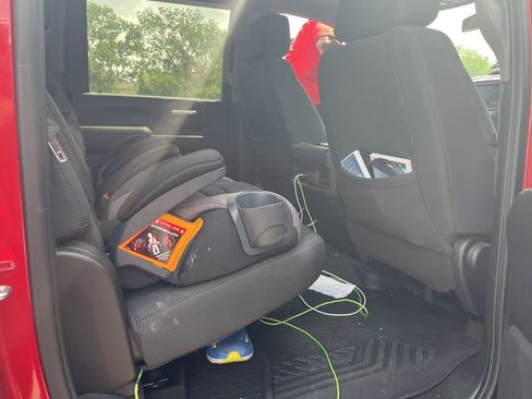 Used 2021 Chevrolet Silverado 2500 LT w/ Texas Edition image 12