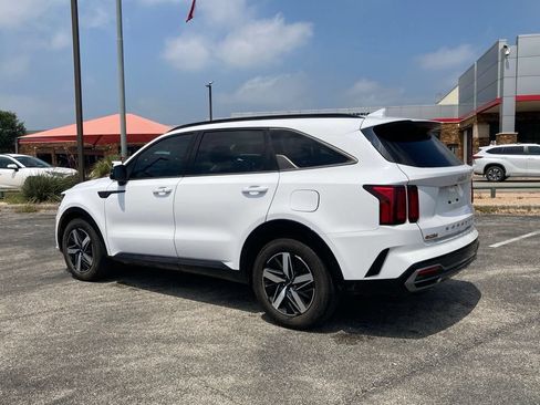 Used 2022 Kia Sorento S FWD image 6