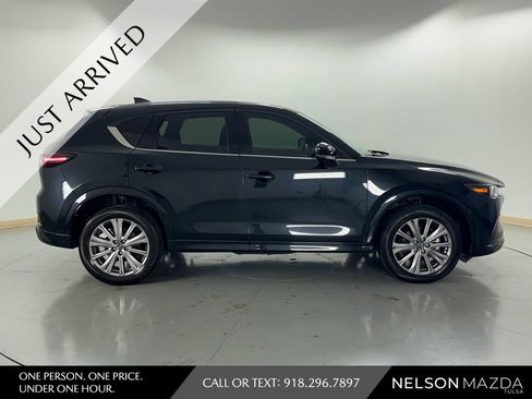Used 2023 MAZDA CX-5 Signature AWD/4WD image 5