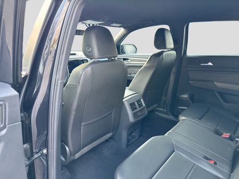 Used 2023 Volkswagen Atlas Cross Sport SE FWD image 25