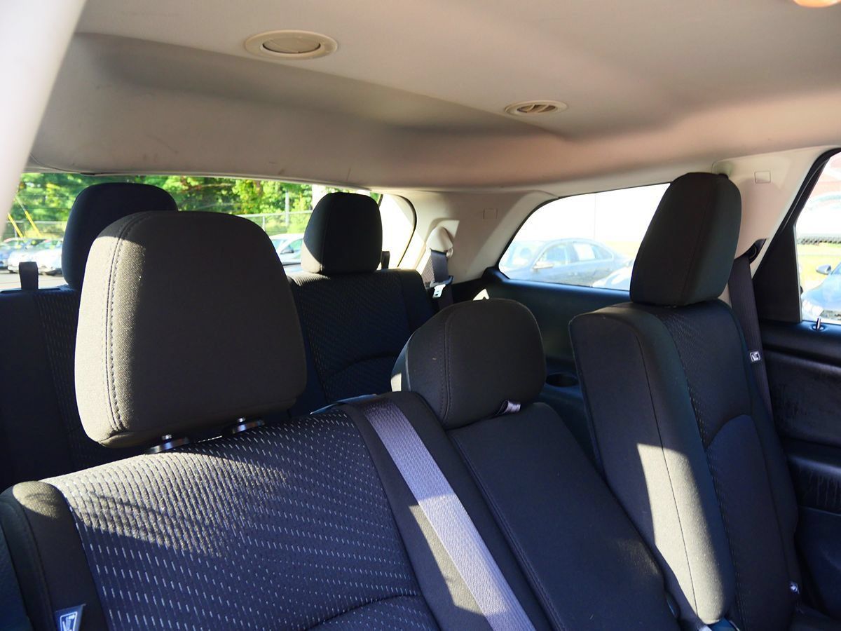 Used 2019 Dodge Journey SE w/ Connectivity Group FWD image 29