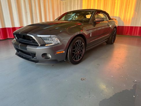 Used 2014 Ford Mustang Shelby GT500 w/ Equipment Group 821A image 6