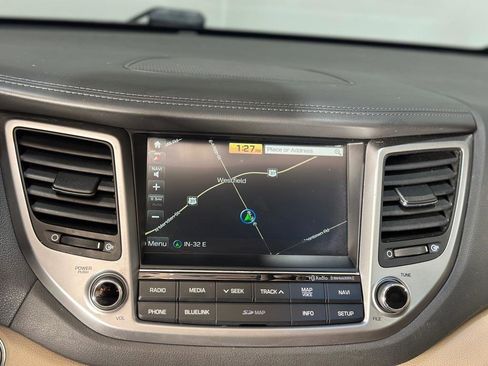 Used 2016 Hyundai Tucson Limited w/ Option Group 03 image 18