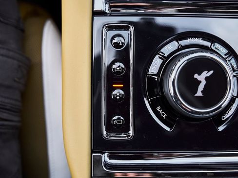 Used 2026 Rolls-Royce Cullinan Black Badge AWD/4WD image 77