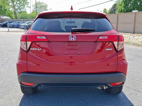 Used 2018 Honda HR-V EX image 6