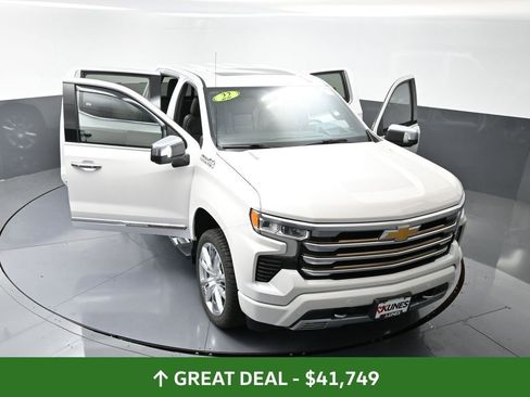 Used 2022 Chevrolet Silverado 1500 High Country w/ High Country Premium Package image 65