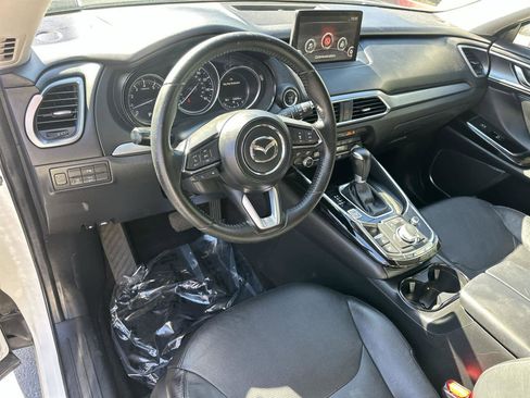 Used 2020 MAZDA CX-9 Touring w/ Touring Premium Package image 2