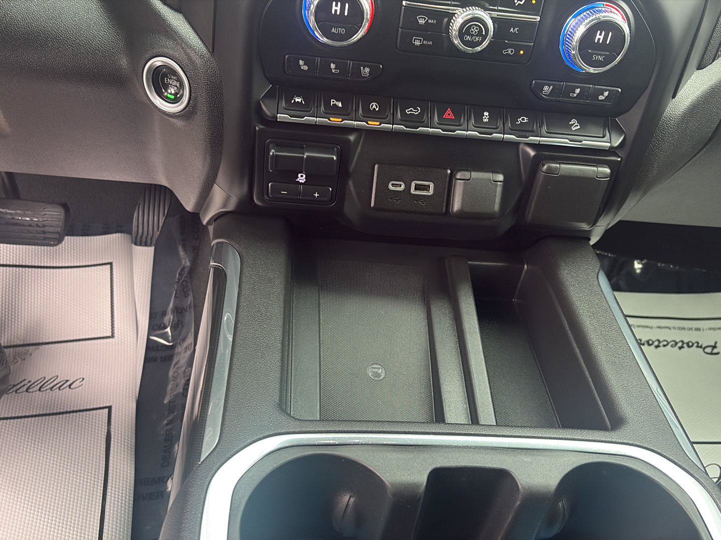 Used 2021 GMC Sierra 1500 AT4 w/ AT4 Premium Package AWD/4WD image 23