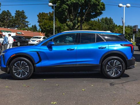 Used 2024 Chevrolet Blazer EV LT AWD/4WD image 11
