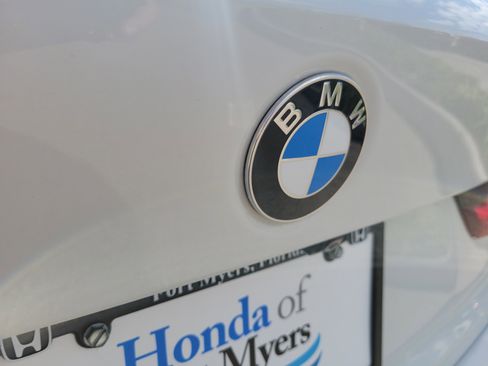 Used 2020 BMW 330i Sedan w/ Convenience Package image 10