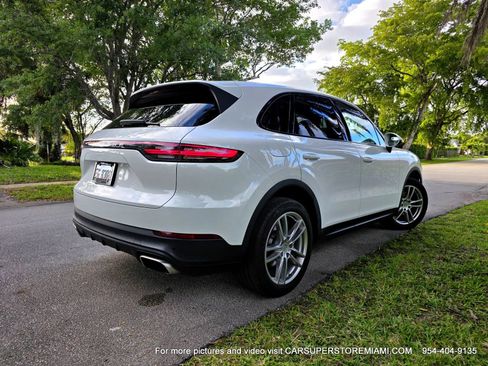 Used 2019 Porsche Cayenne image 16