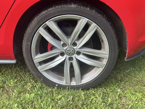 Used 2017 Volkswagen GTI S FWD image 6