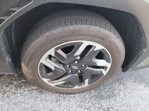 Used 2025 Subaru Forester Limited w/ Popular Package #2 image 9