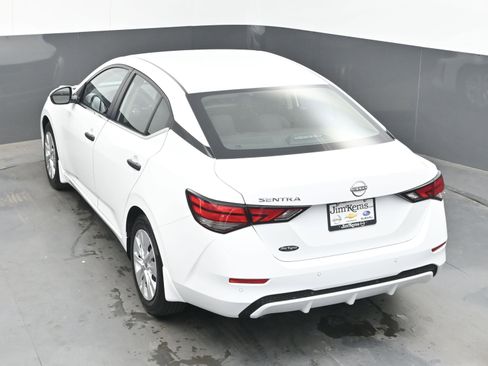 Certified 2025 Nissan Sentra S image 34