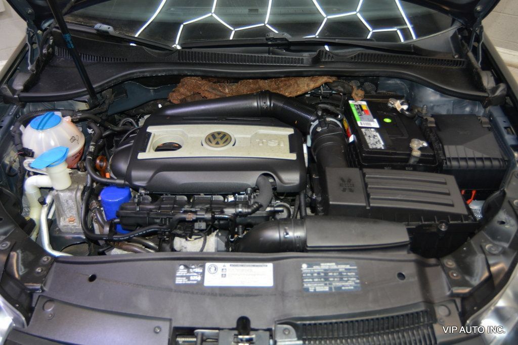 Used 2011 Volkswagen GTI 2-Door FWD image 28