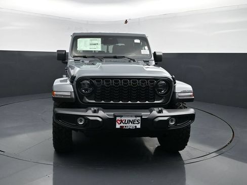 New 2026 Jeep Gladiator Sport AWD/4WD image 2