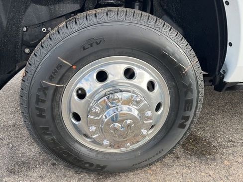 New 2026 RAM 3500 Longhorn image 9