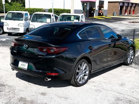 Used 2021 MAZDA MAZDA3 s image 16