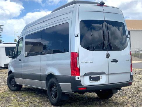 Used 2025 Mercedes-Benz Sprinter 2500 image 8