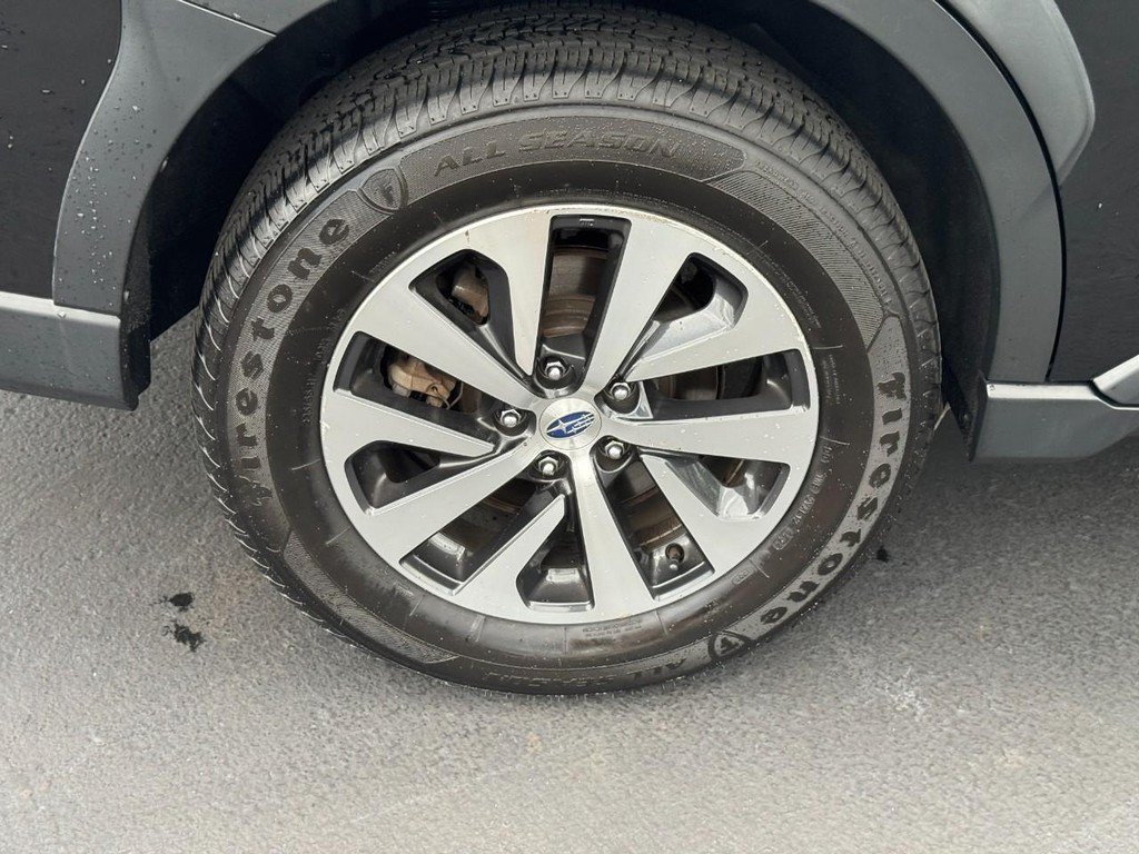 Used 2023 Subaru Outback Premium AWD/4WD image 9