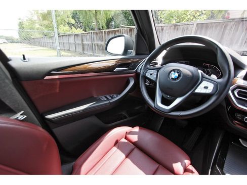 Used 2023 BMW X3 xDrive30i w/ Premium Package AWD/4WD image 9