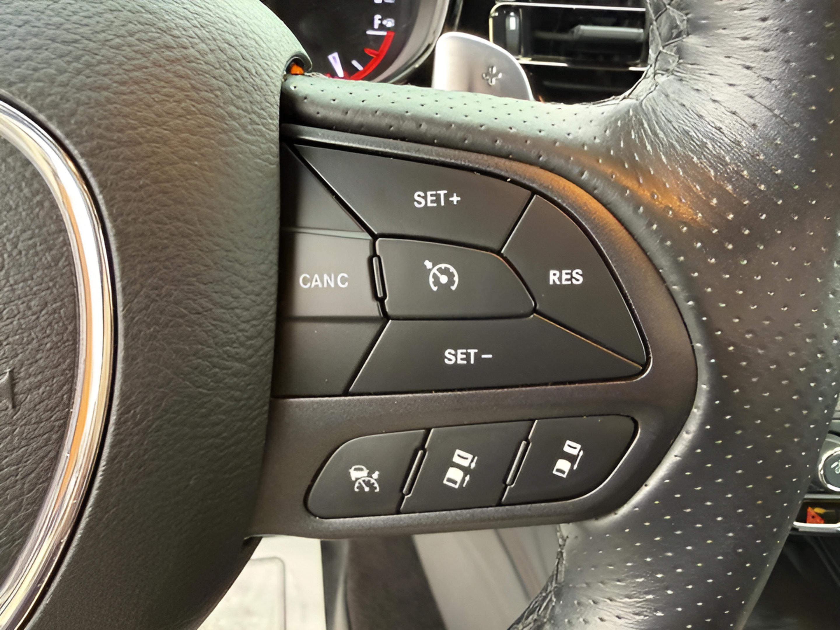 Used 2022 Dodge Durango R/T AWD/4WD image 22