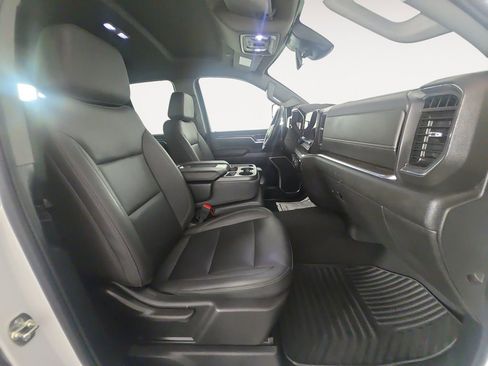 Certified 2025 Chevrolet Silverado 3500 LT AWD/4WD image 15