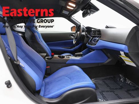 Used 2025 Nissan Z Performance w/ Floor Mat Package RWD image 22