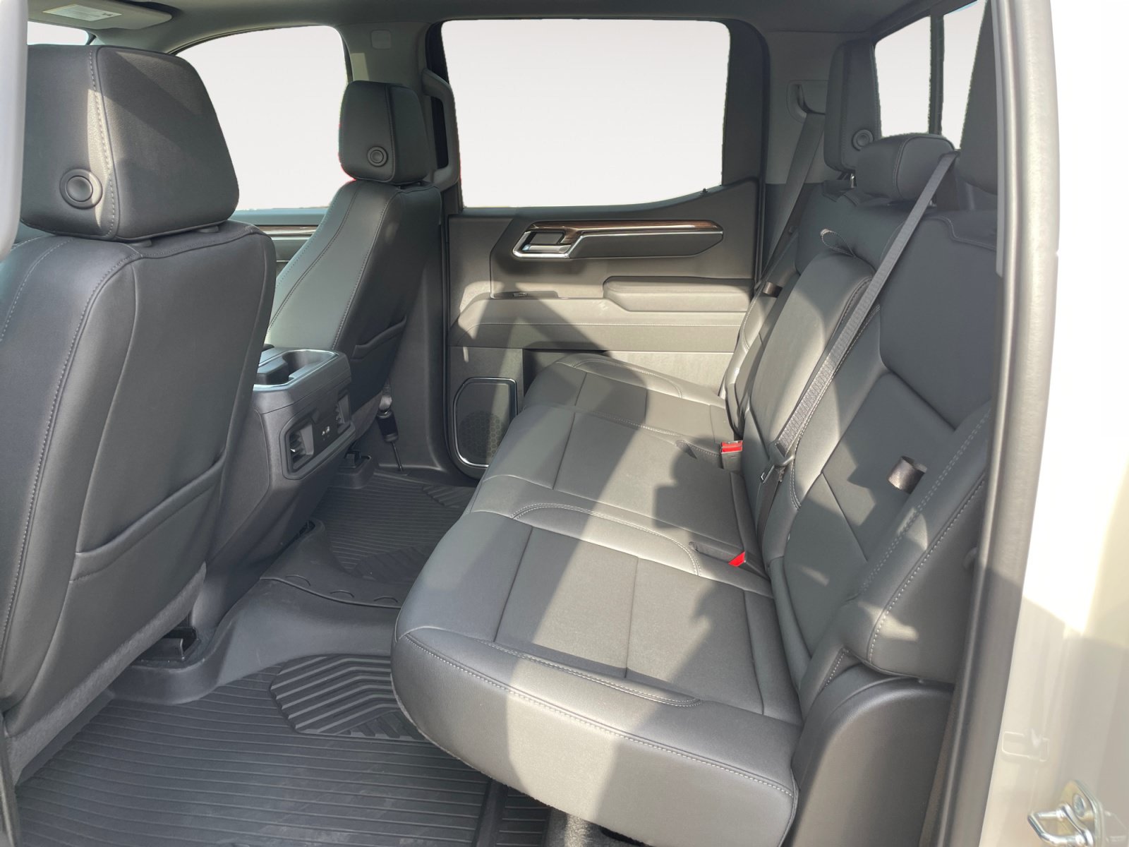 New 2026 Chevrolet Silverado 1500 RST w/ RST All Star Premium Package AWD/4WD image 13
