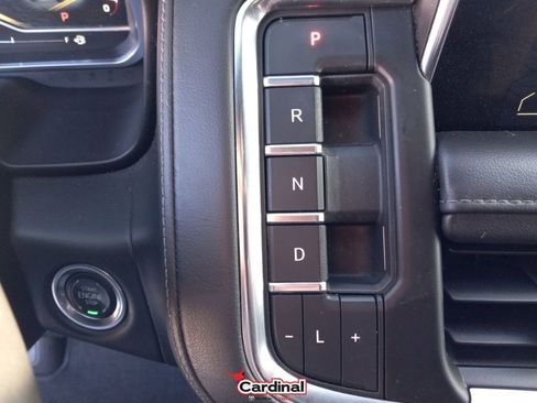 Used 2022 GMC Yukon XL SLE w/ Gmc Pro Safety Plus Package image 30