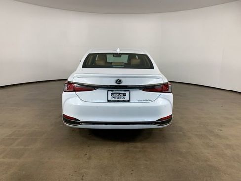 Used 2025 Lexus ES 300h F Sport w/ Accessory Package (Z2) FWD image 10
